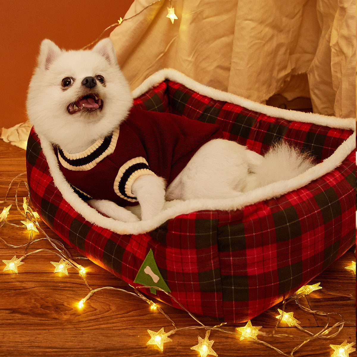Soft Cotton Christmas Dog Bed with a Waterproof Bottom and Removable Cover in Red and Green