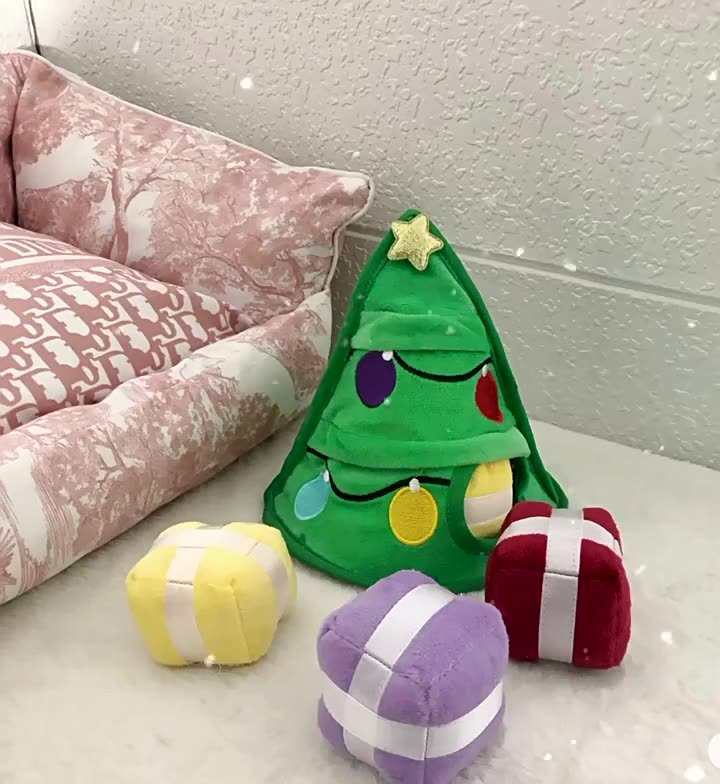 Hide and Seek Plush Christmas Tree Dog Toy